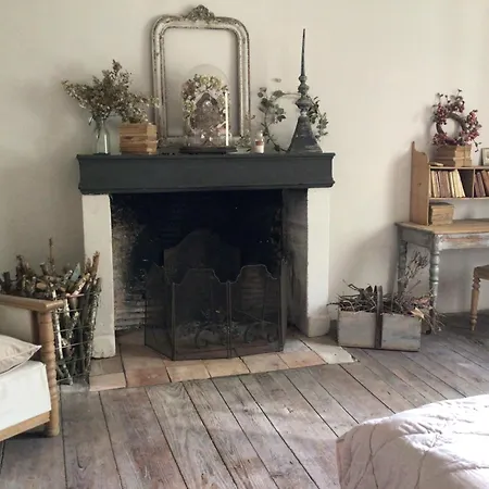 Les Souris Dans Le Grenier 3*