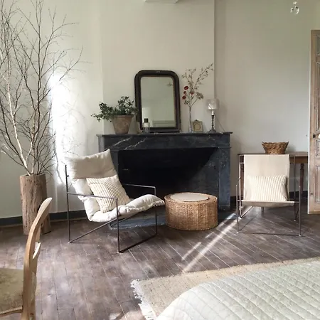 Les Souris Dans Le Grenier Bed & Breakfast Courpignac